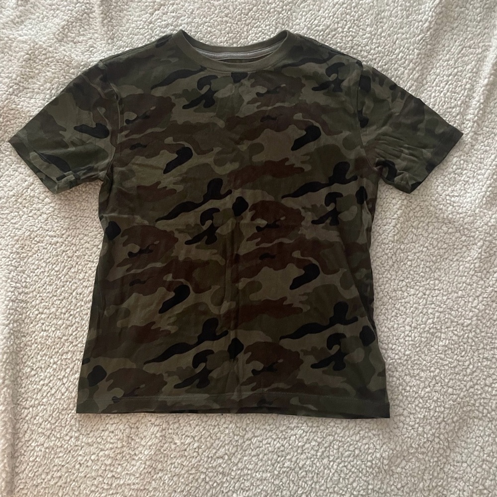 Old Navy Green Camouflage Tee
